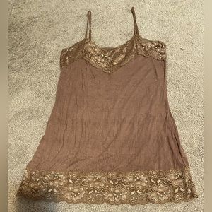 Woman’s cami tank, Medium